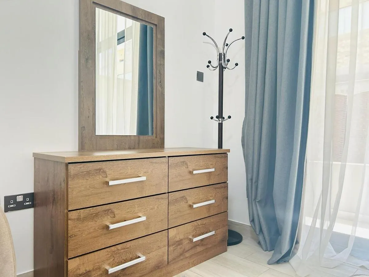 Stylish 1 Bedroom Apartment In Jvc Close To Mall 29 Mins To Trade Fair Dubai