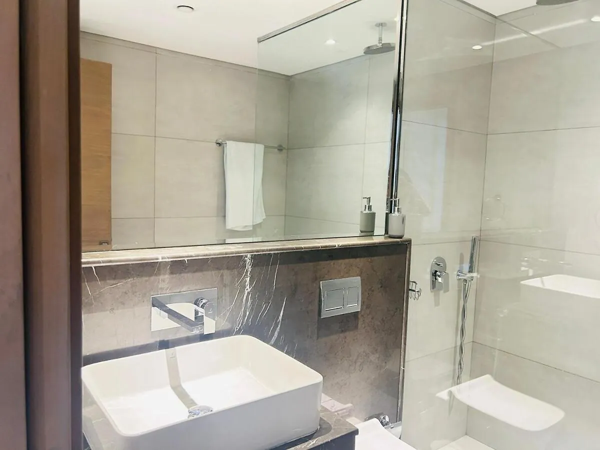 Stylish 1 Bedroom Apartment In Jvc Close To Mall 29 Mins To Trade Fair Dubai