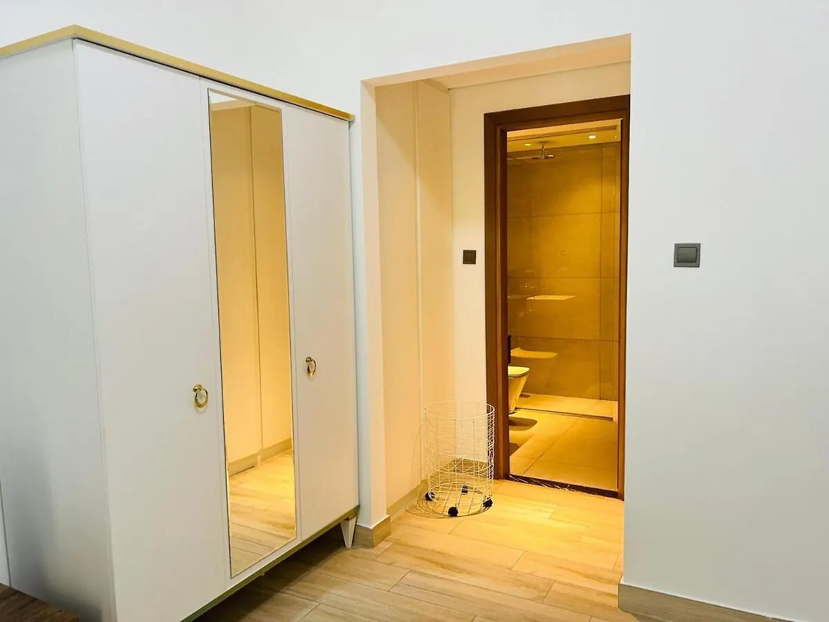 Stylish 1 Bedroom Apartment In Jvc Close To Mall 29 Mins To Trade Fair Dubai United Arab Emirates