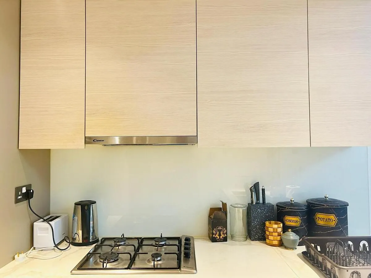 Stylish 1 Bedroom Apartment In Jvc Close To Mall 29 Mins To Trade Fair Dubai