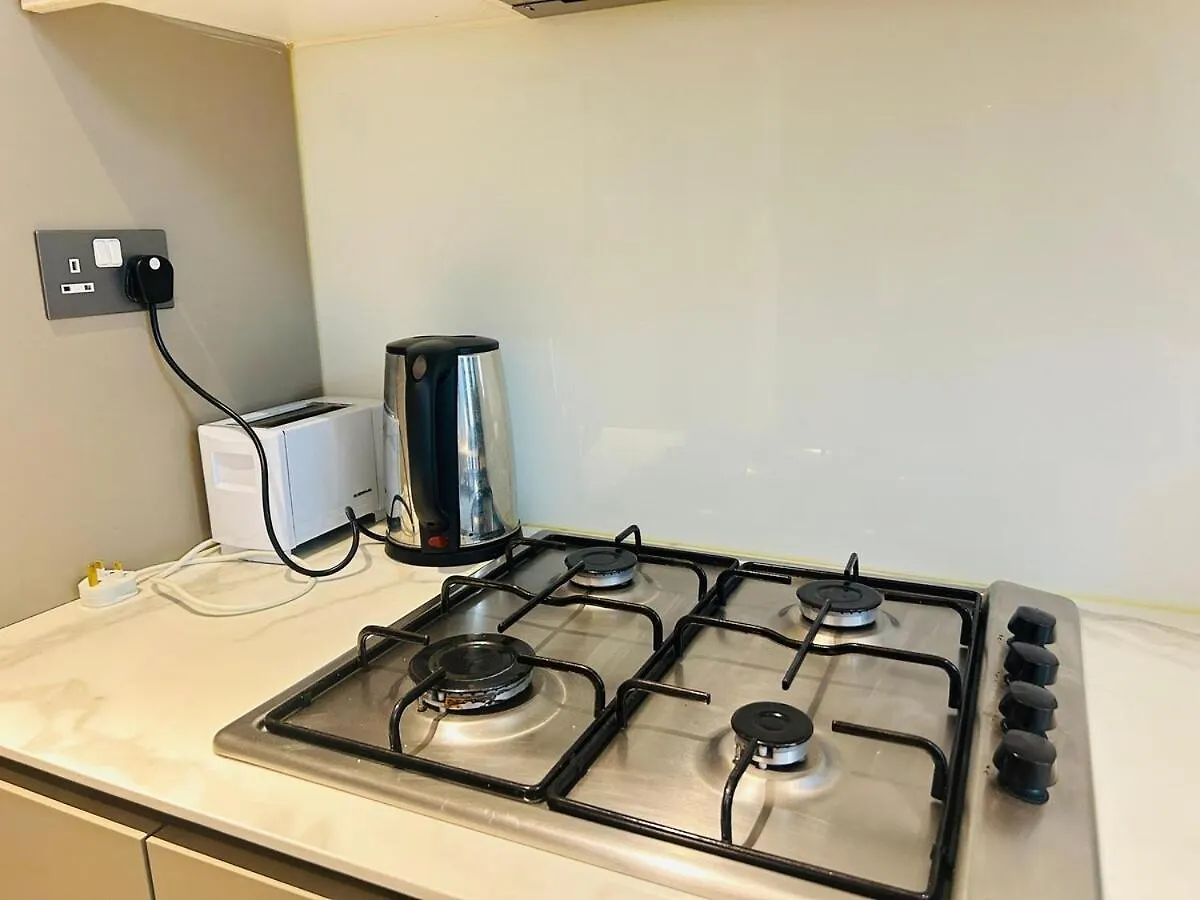 Stylish 1 Bedroom Apartment In Jvc Close To Mall 29 Mins To Trade Fair Dubai