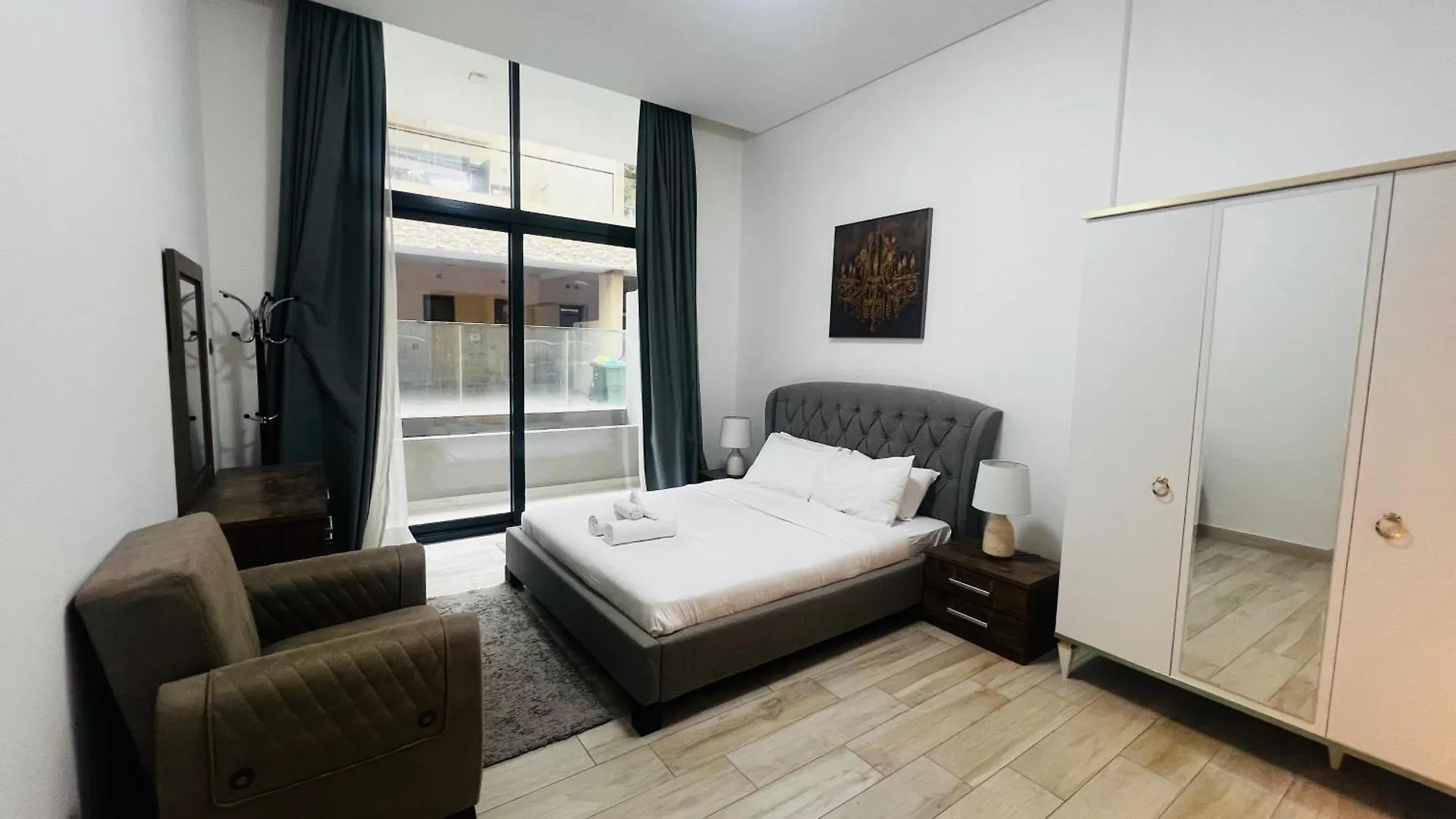 Stylish 1 Bedroom Apartment In Jvc Close To Mall 29 Mins To Trade Fair Dubai