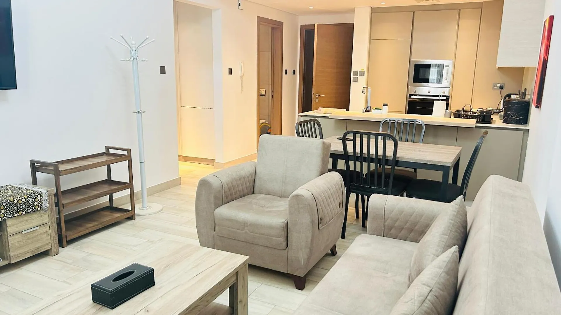 Stylish 1 Bedroom Apartment In Jvc Close To Mall 29 Mins To Trade Fair Dubai