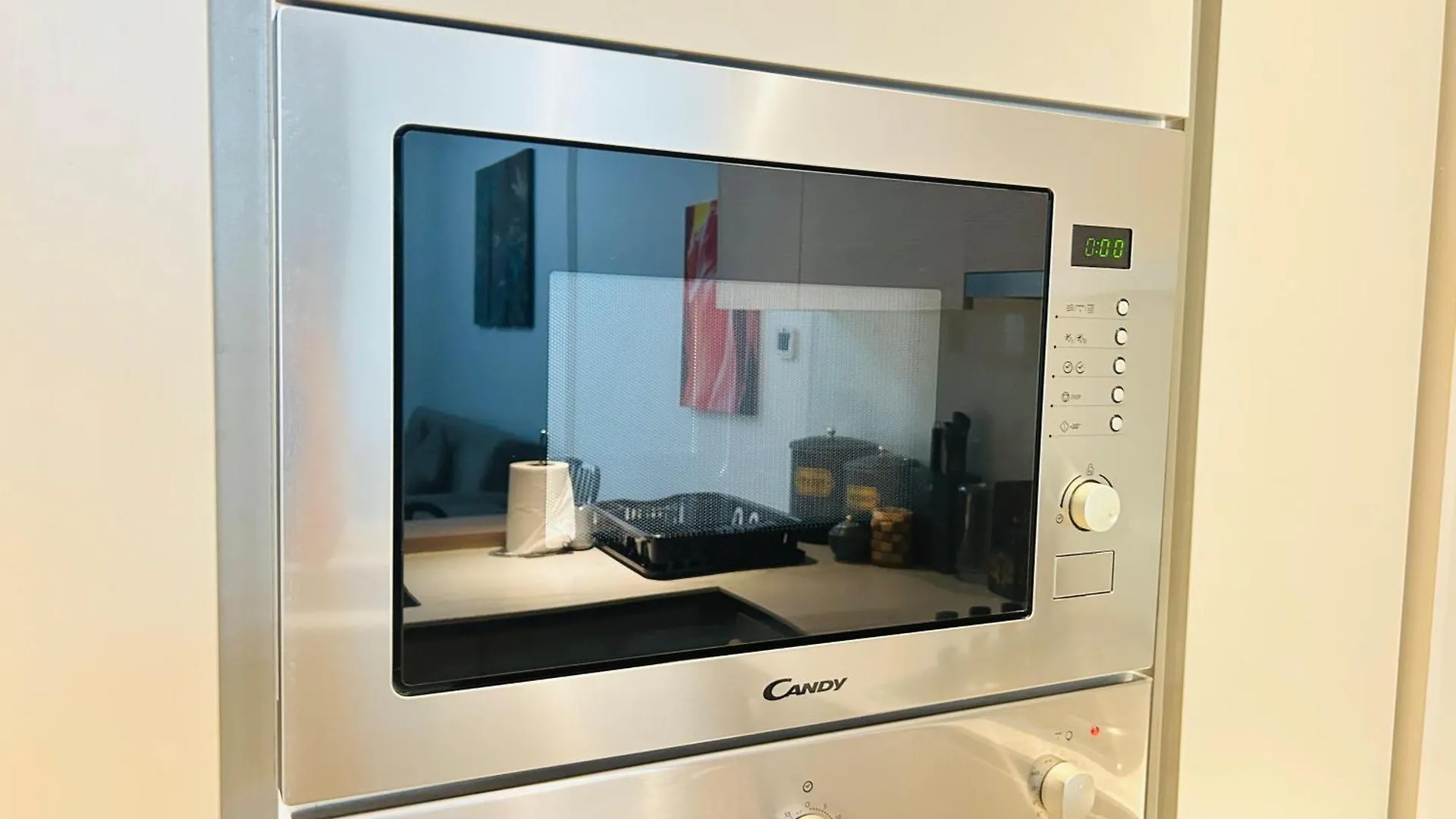 Stylish 1 Bedroom Apartment In Jvc Close To Mall 29 Mins To Trade Fair Dubai